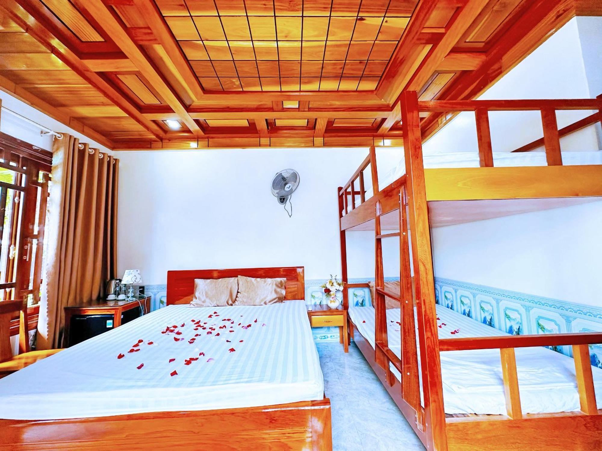 The Hill Villas Phong Nha Buitenkant foto