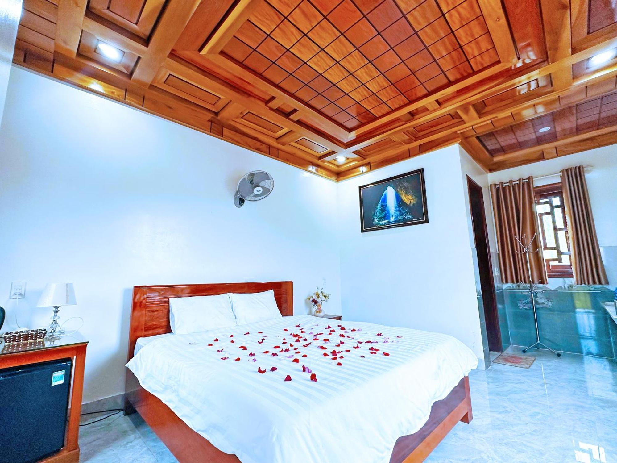 The Hill Villas Phong Nha Buitenkant foto